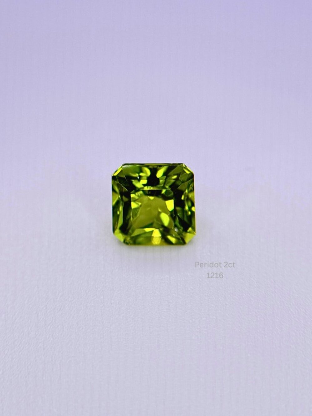 Natural 2.00 Ct Square Cushion Peridot Loose Gemstone 6.8 x 6.8mm Eye Clean